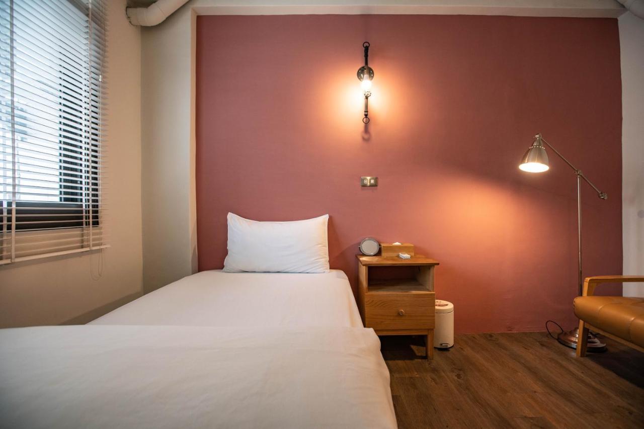 Cozy House Hostel Hualien Extérieur photo