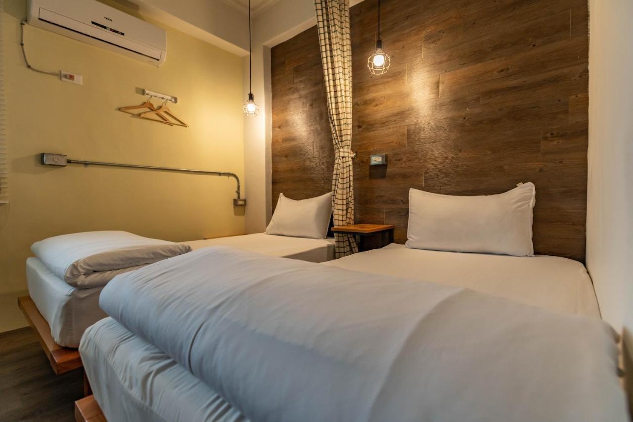 Cozy House Hostel Hualien Extérieur photo