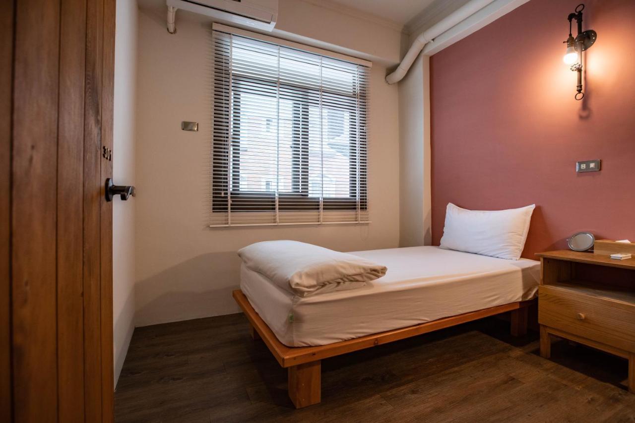 Cozy House Hostel Hualien Extérieur photo
