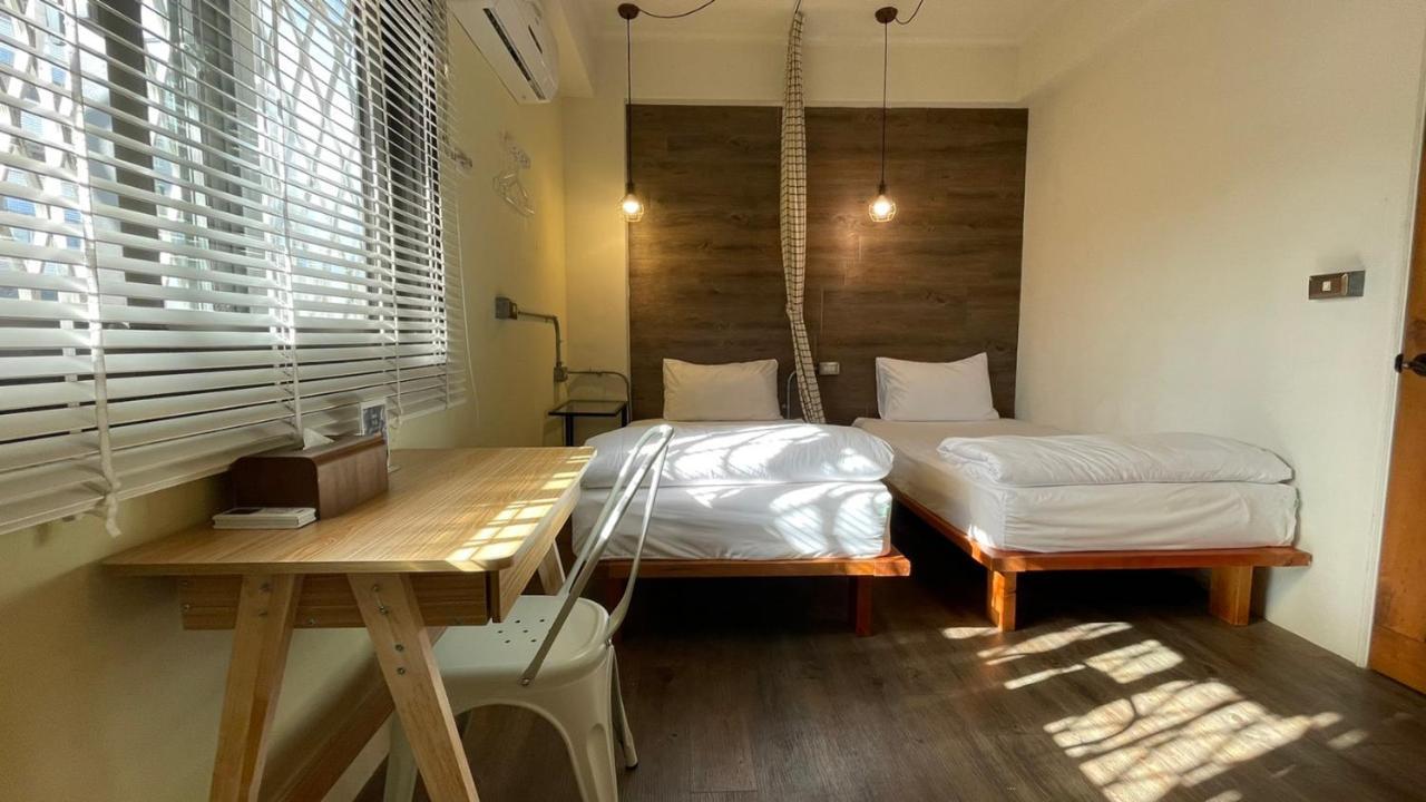 Cozy House Hostel Hualien Extérieur photo